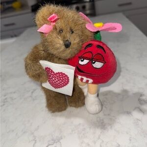 Boyd’s Bear Hartley with Red